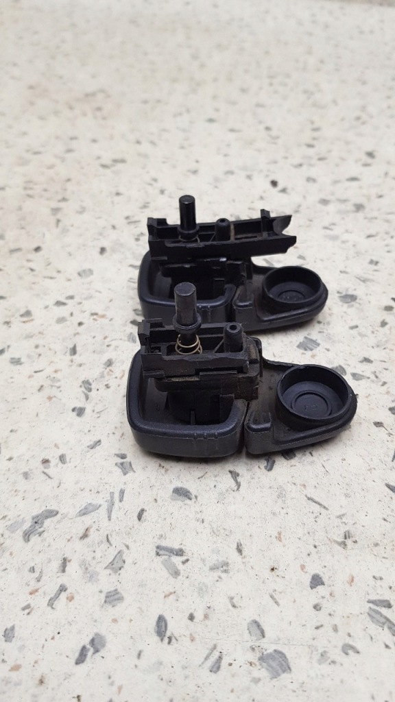 фото №3, Защита пластик заглушка ремней peugeot 306 kpl