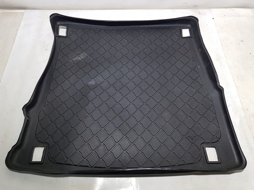 Купить Мат пол обшивка резиновый элемент багажника alfa romeo stelvio