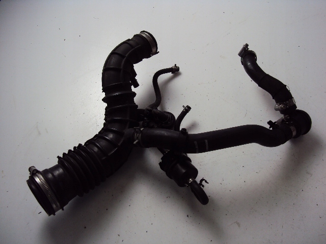 фото №1, Шланг воздуха renault captur i 1.2 tce 13-