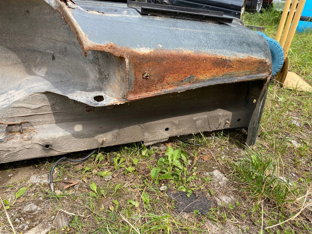 фото №12, Четверть левая задняя порог bmw e30 coupe узкая лампа