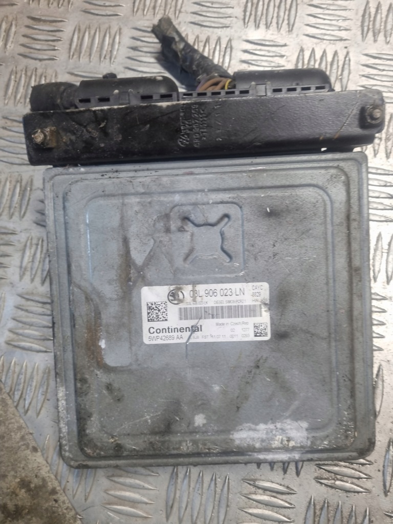 фото №1, Бортовой компьютер двигателя skoda 03l906023ln