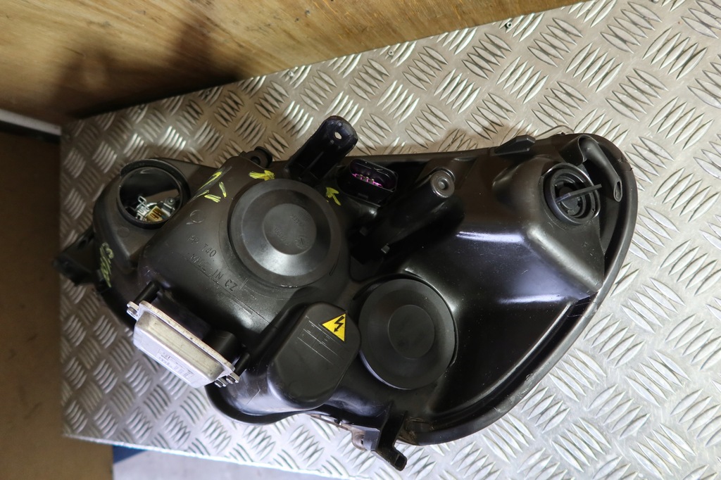 фото №7, Лампа передняя правая s-max ксенон 6m21-13d54-al