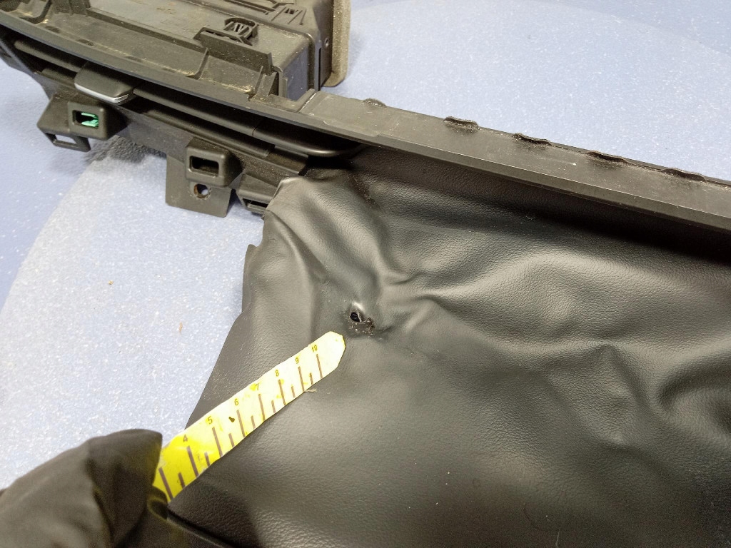 фото №8, Ford mustang mach-e ґрати обдув панелі консолі ліва eu lj8b19c696a