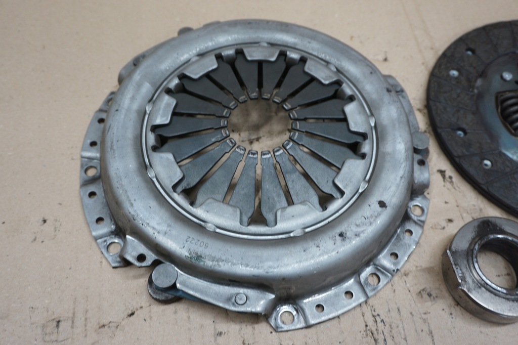 фото №11, Suzuki vitara зчеплення диск + притиск + підшипник 1,6 16v 95r