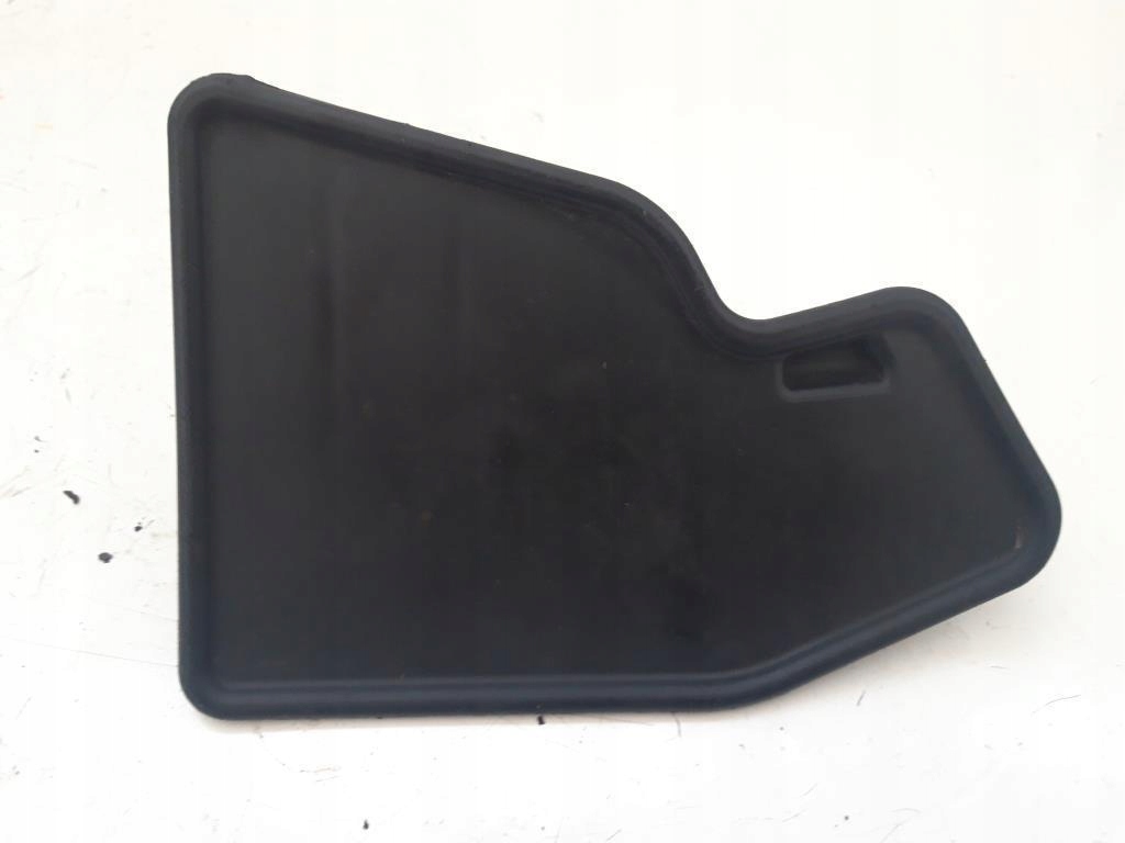 фото №2, Бризковик правий задня toyota avensis ii t25