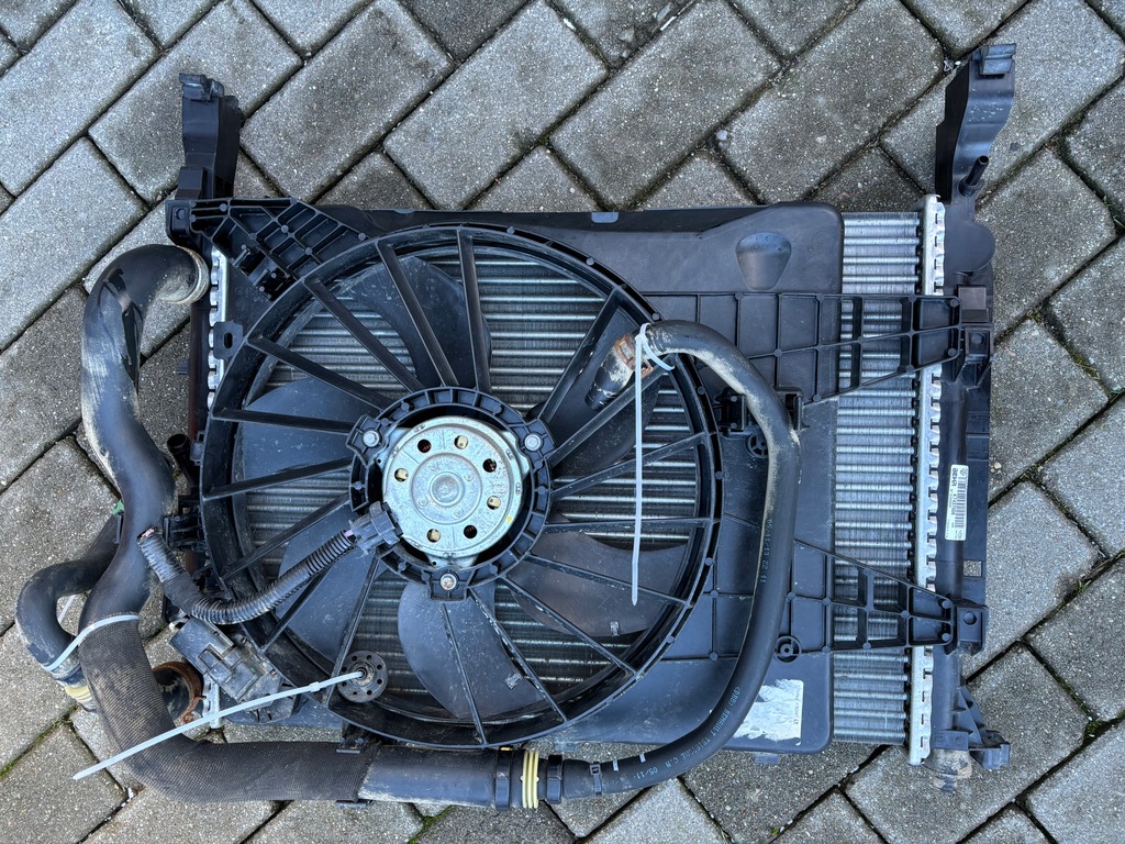 фото №1, Kangoo ii lift z.e. радиатор вентилятор комплект