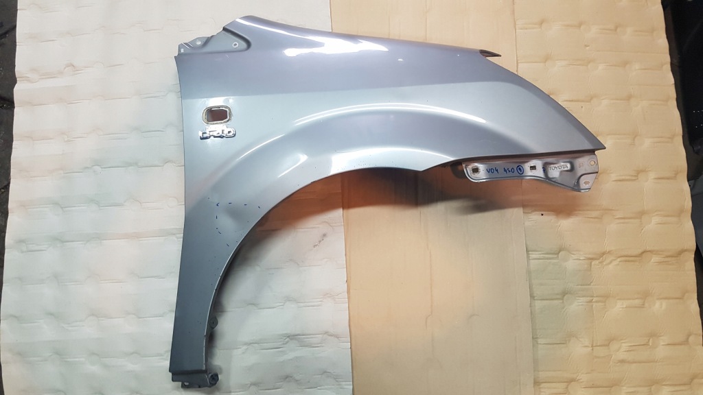 фото №1, Toyota corolla verso 04-08 крыло правый 4s0