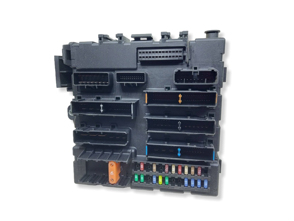 Купить Коробка предохранителей opel vectra c 13205777 fs