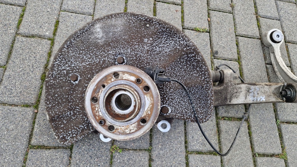 фото №8, Mercedes gls x166 63 amg 15-19 5.5 v8 ліва передня поворотний кулак ступиця