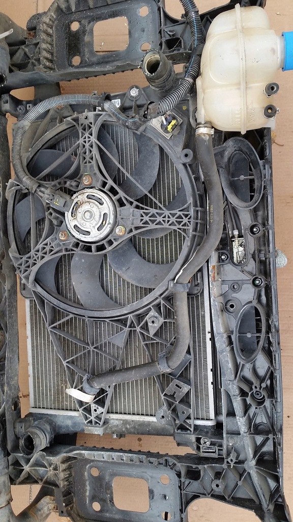 фото №12, Fiat punto evo 0.9 twin air turbo передний pas усилитель 2014r