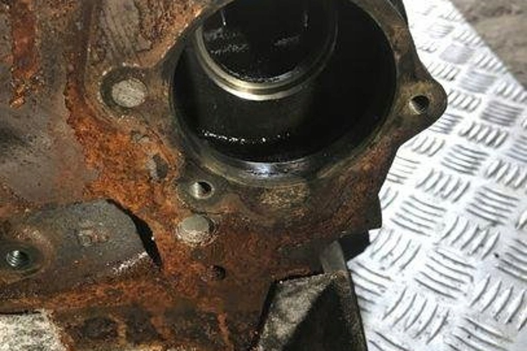 фото №11, Блок двигателя audi a3 cabrio 8p7 038103921cj 2.0l дизель 103kw 2003