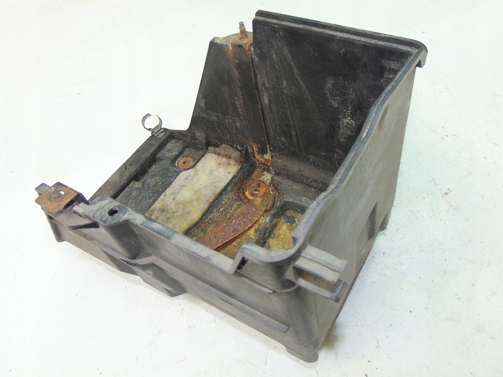 фото №7, Mazda 5 v i 2.0d 07r основа акумулятор корпус