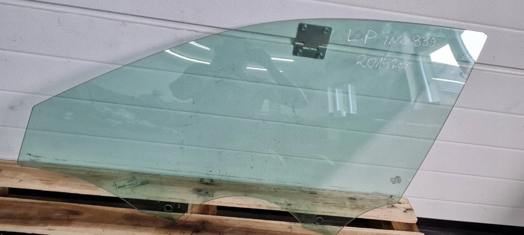 фото №1, S3 8v sedan a3 стекло дверь левая левый перед as2 14r 8v5845201