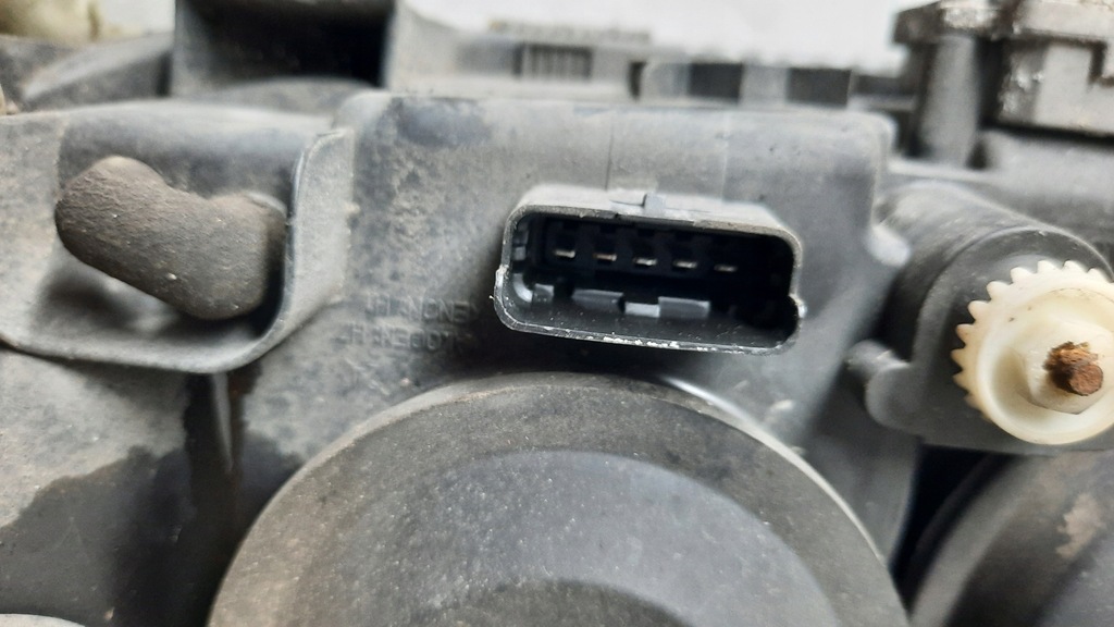 фото №4, Фара правый ксенон renault espace iv 2.2d 05r