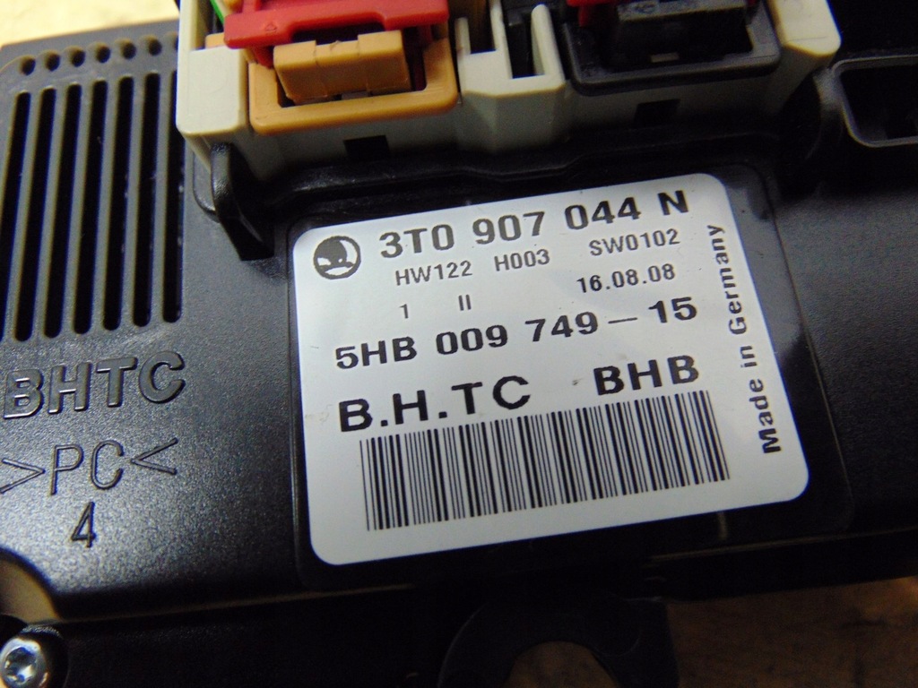 фото №12, Панель управление кондиционера skoda superb ii 3t0907044n europa