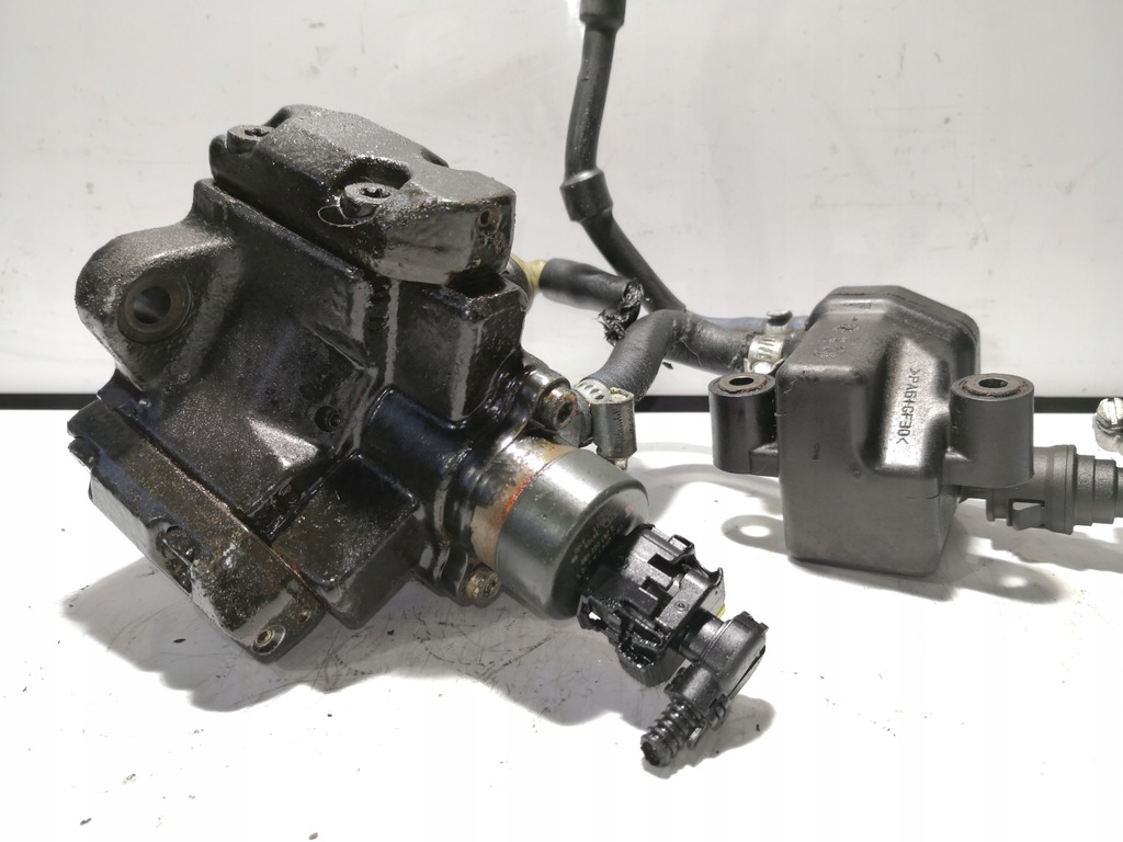 фото №11, Насос впрыскная alfa romeo 147 156 gt fiat doblo 1.9 jtd jtdm 0445010071