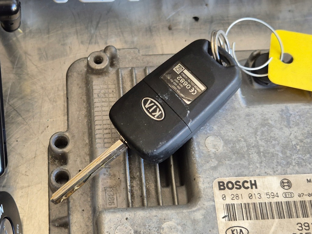 фото №9, Kia ceed i 1.6crdi набір do запуск блок керування 39102-2a710 імобілайзер ключ kpl