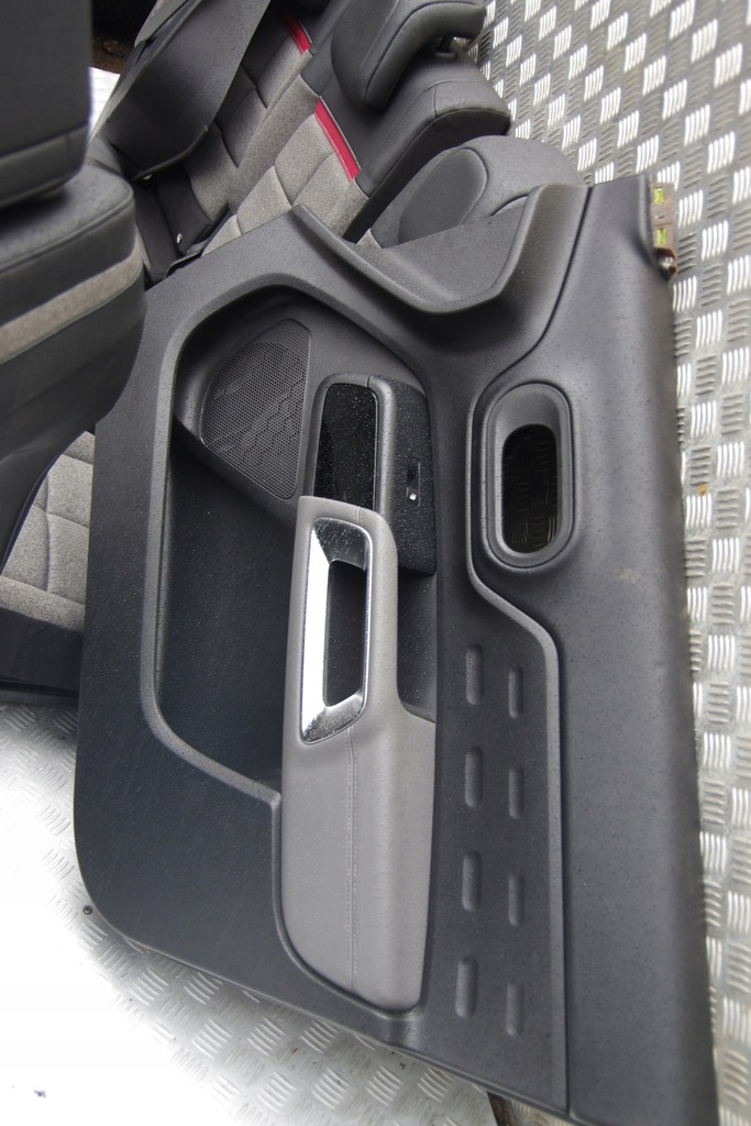 фото №10, Kompletny набор сидений + обшивки дверь с citroën c5 aircross сиденья