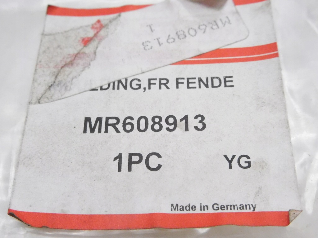 фото №7, Молдинг крыла передний lewego mitsubishi space star оригинальный номер mr608913