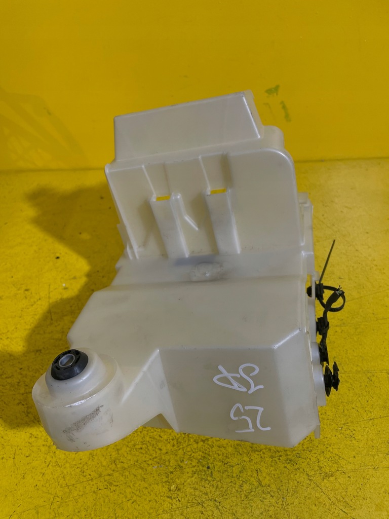 фото №1, Peugeot 308 ii - корпус кронштейн коробка предохранителей 9670162380