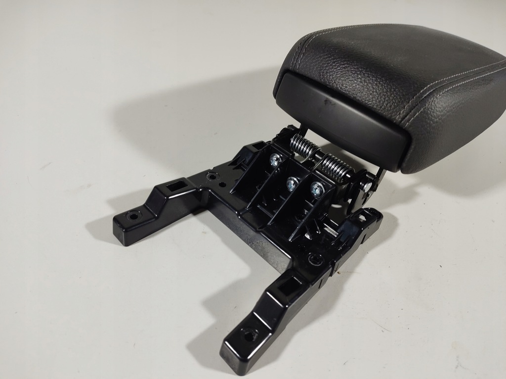 фото №6, Kia stonic 17- підлокітник