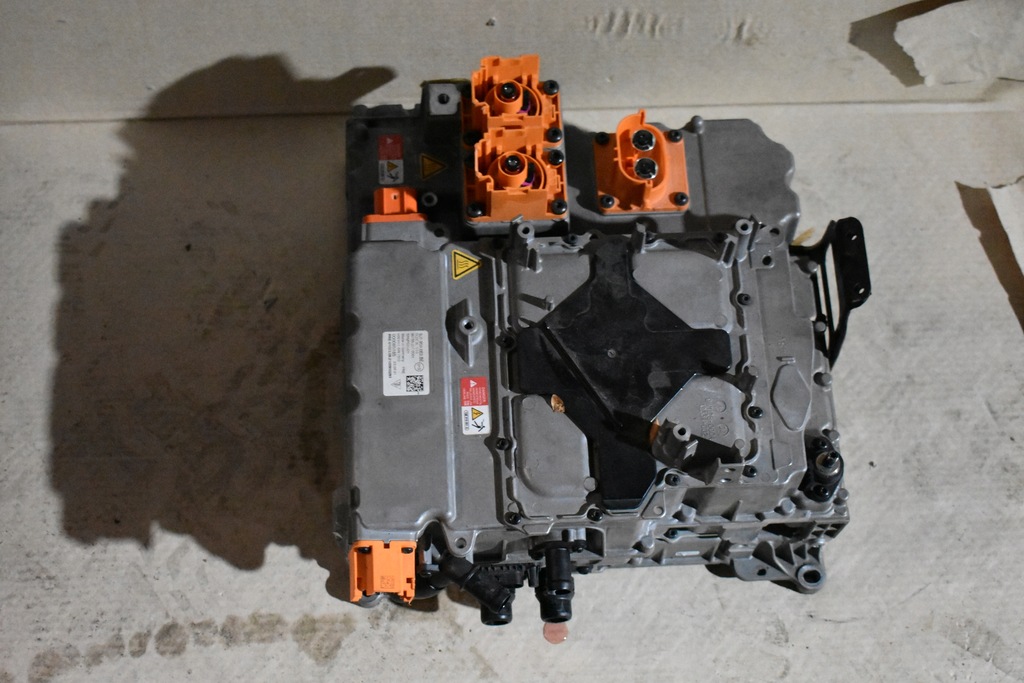 фото №1, Преобразователь напряжения конвертер porsche taycan audi e-tron 1