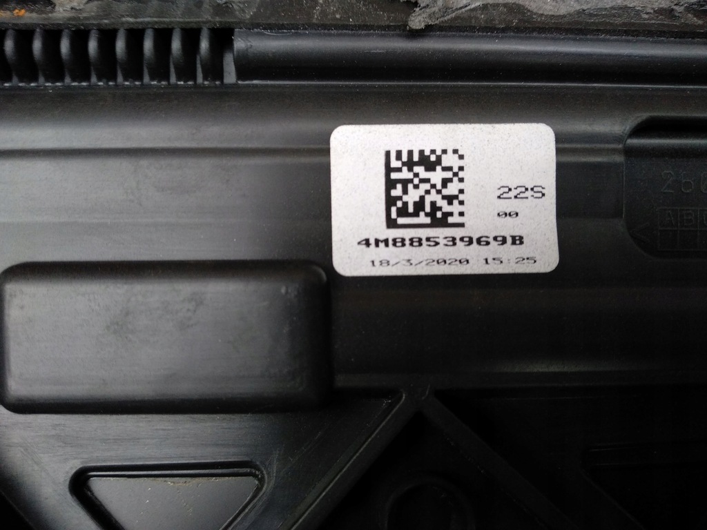 фото №7, Молдинг na дверь левая audi q8 4m8