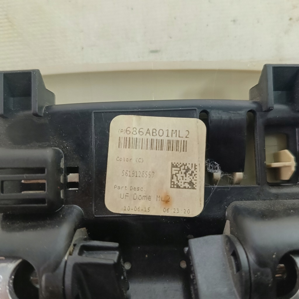 фото №7, Chrysler 200 15- лампа задня дахова usa