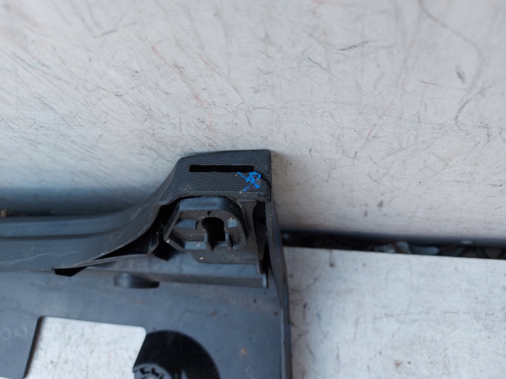 фото №11, Mercedes glc x253 253 suv молдинг порог порог правый накладка каркас