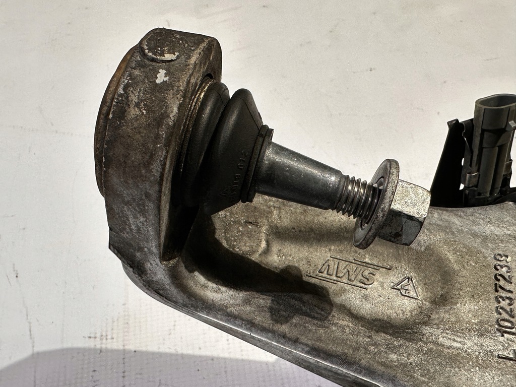 фото №6, Поворотний кулак ступиця права задня задня chevrolet corvette c5 1997 - 2004