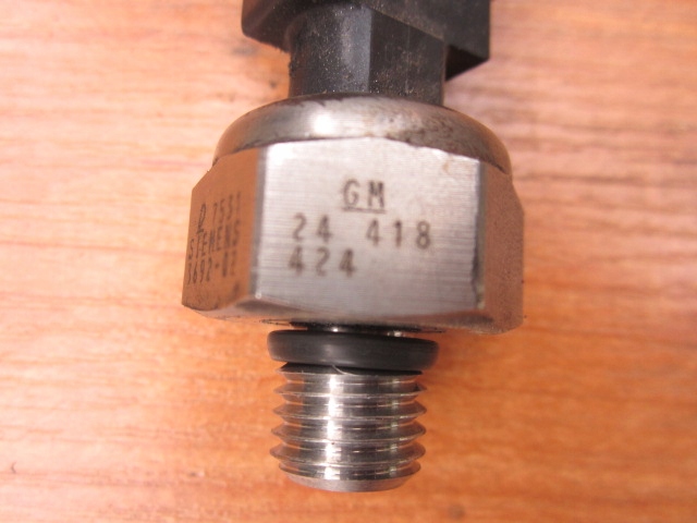 фото №16, Opel zafira b vectra c signum 2.2 16v z22yh zafira датчик пального 24418424