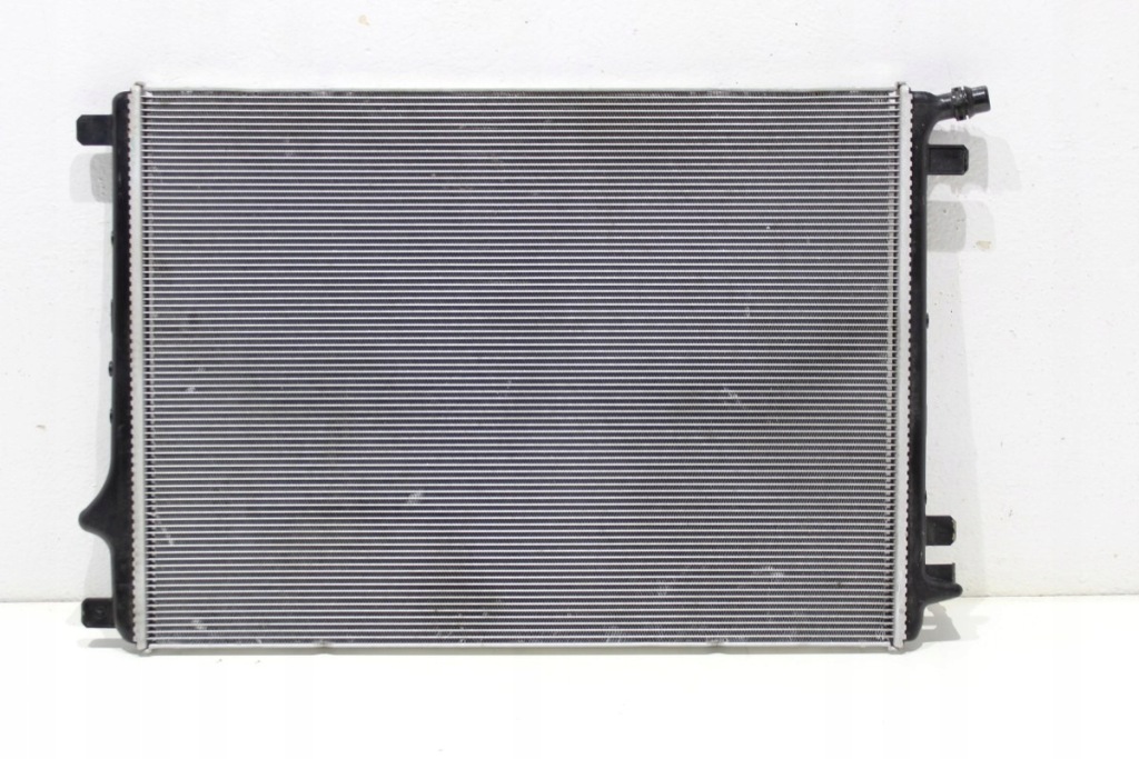 Купить Mercedes c 206 e 214 glc радиатор воды