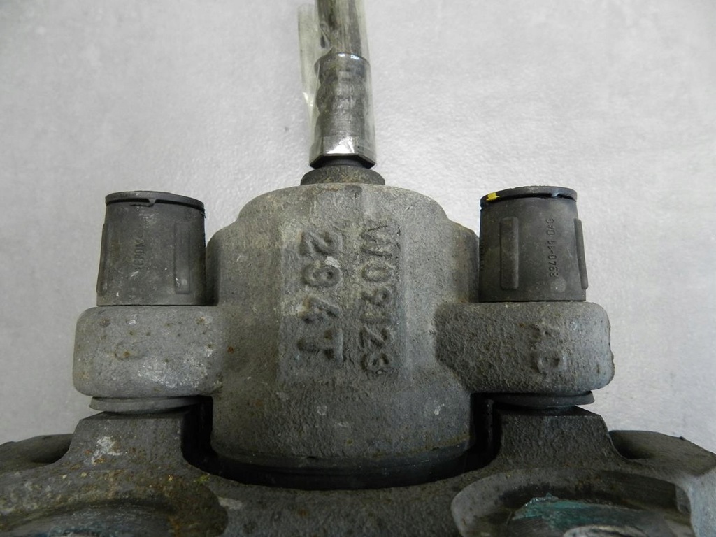 фото №5, Bmw 1 f20 118xd супорт правий задня