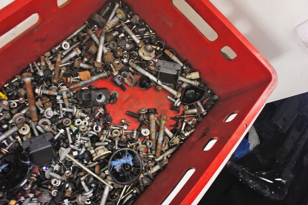 фото №5, Mu058 ford tourneo courier болты гайки 11kg