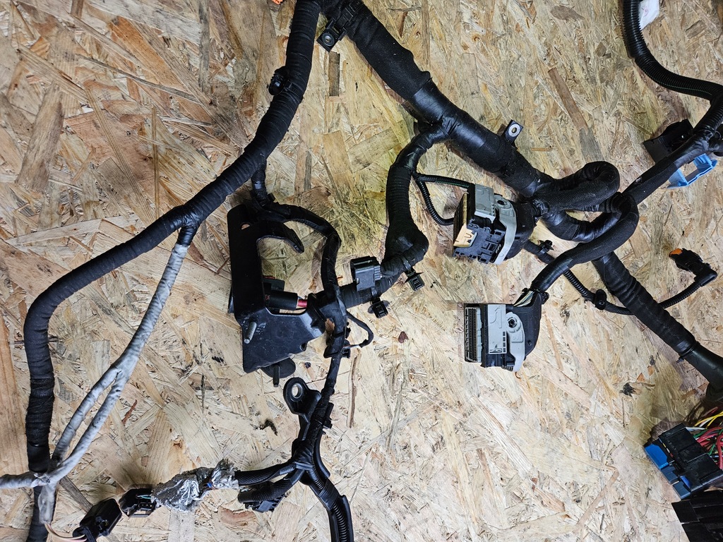 фото №9, Электропроводка двигателя trafic iii 3 19r. автоматическая коробка передач m9rv710