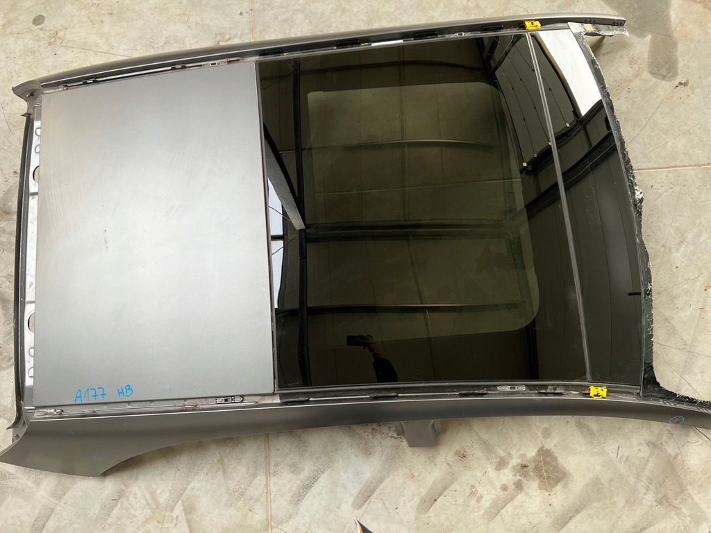 фото №1, Mercedes w177 хэтчбек крыша панорама