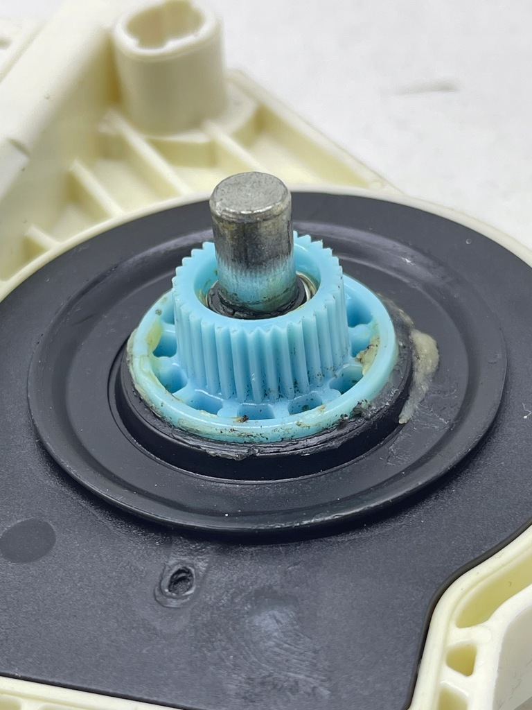 фото №10, Audi a6 c7 моторчик подъёма окон левый перед