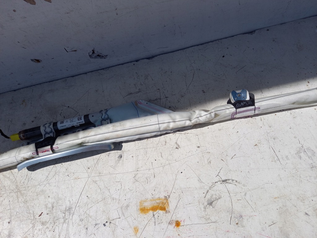 Шторка безпеки права ліва mini cooper r56 Ціна