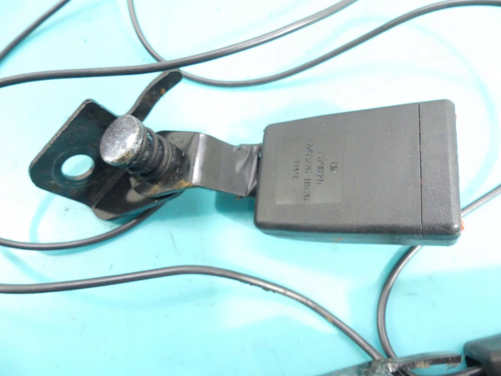 фото №6, Защёлки клипсы ремней задняя kpl chevrolet malibu iv