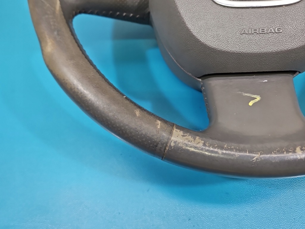 Кермо  з подушка audi a4 b7 8p0419091bm 04-08 Зі Шроту