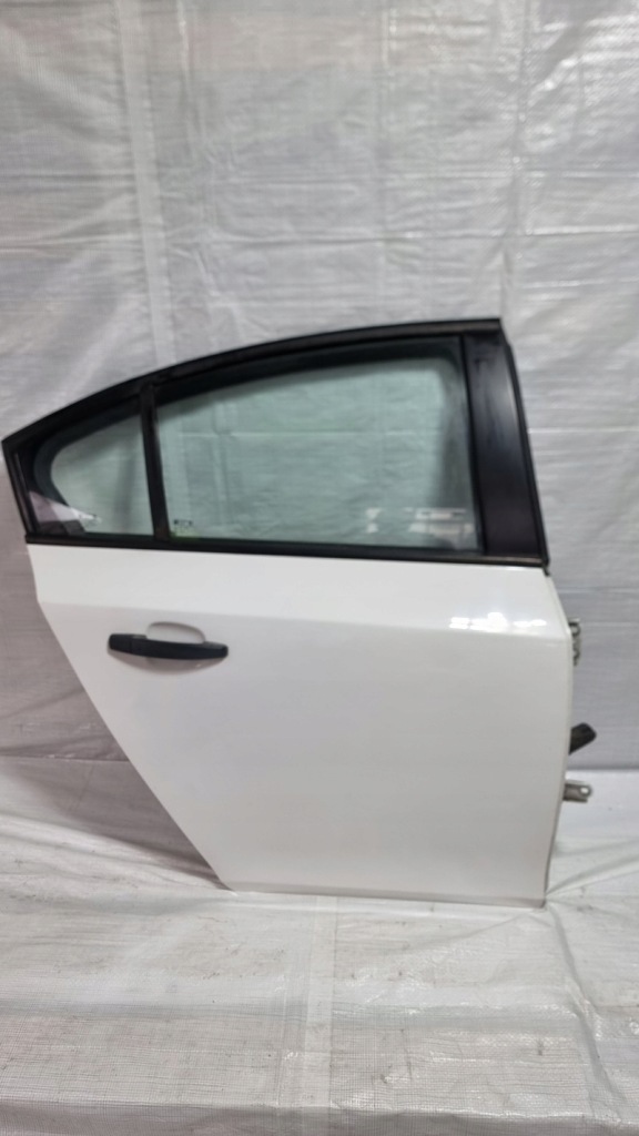 фото №1, Дверь задняя правое chevrolet cruze i sedan полный gcb