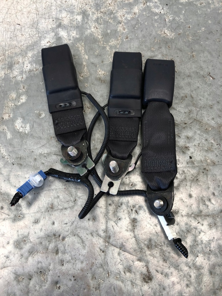 фото №2, Защёлки поперечина задняя комплект honda insight ii