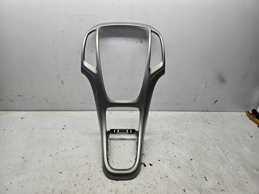 фото №1, Opel astra j 4 dekor рамка радио консоли