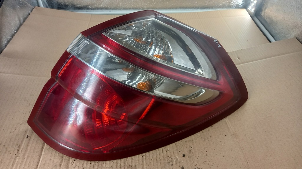 фото №1, Лампа права задня subaru legacy iv 03-09r 2.0d