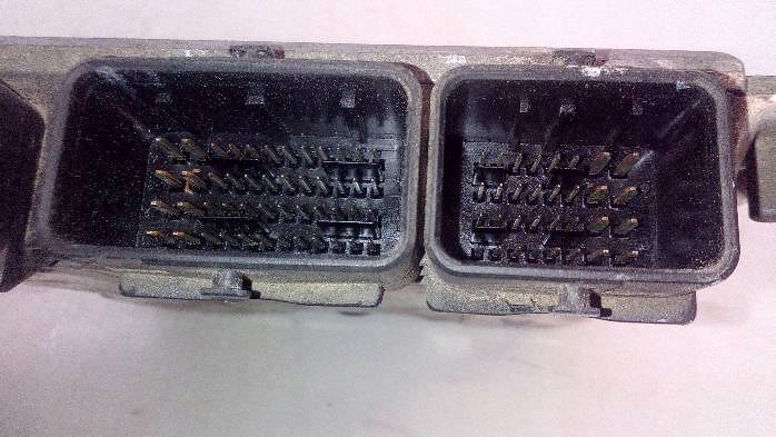 фото №7, Бортовой компьютер двигателя citroen xsara 2,0 hdi 0281010499