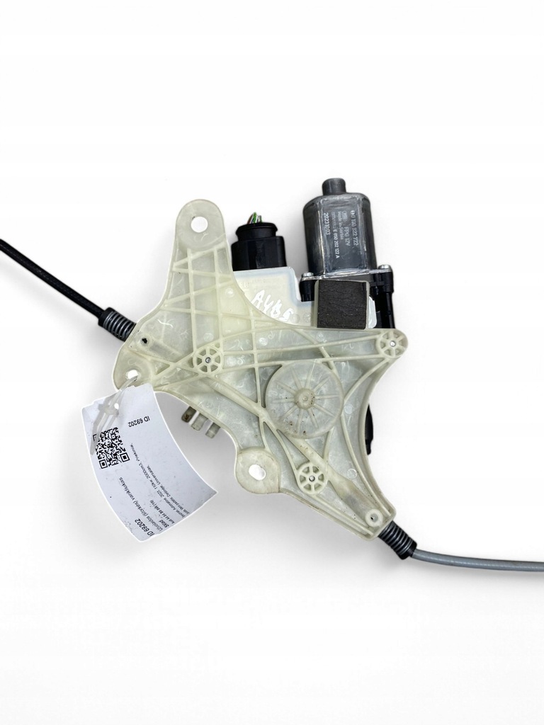 фото №14, Audi a4 s4 b9 8w моторчик шторки безопасности стекло задний