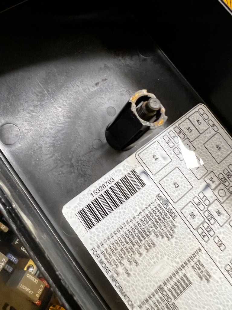 Коробка корпус запобіжників chevrolet corvette c5 97-04 Зі Шроту