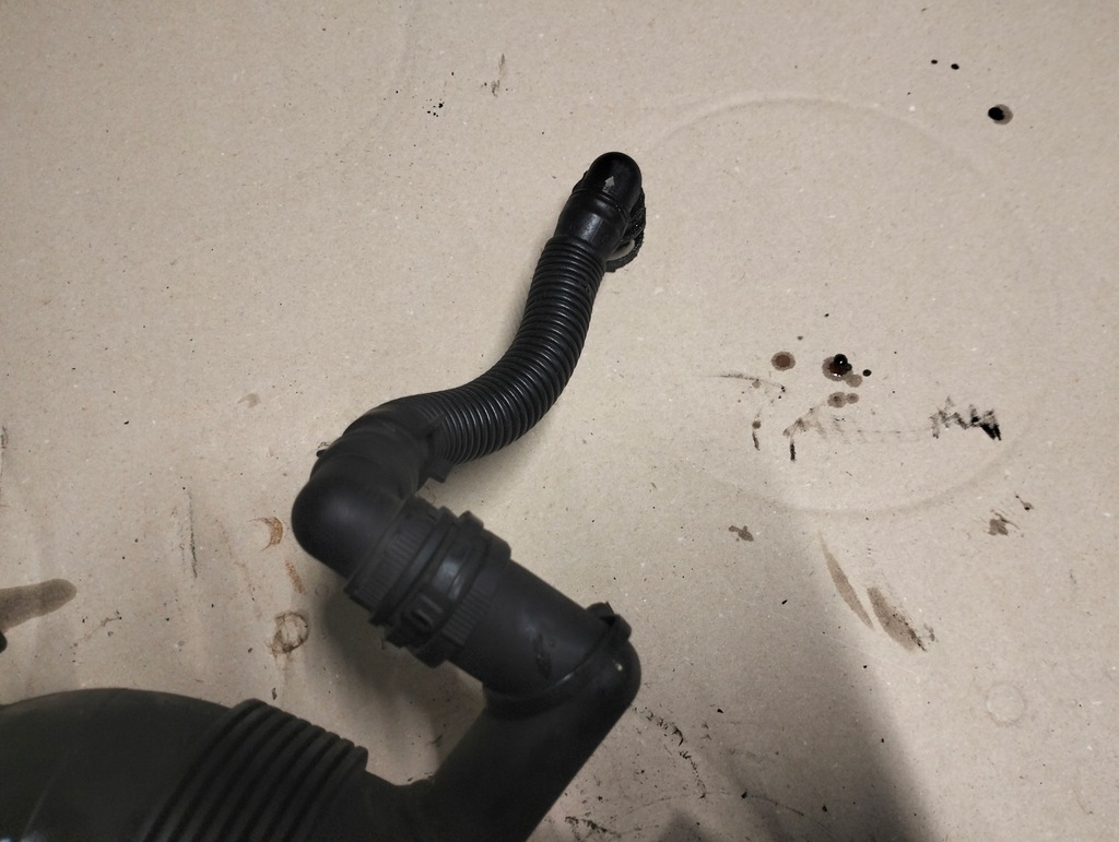 фото №5, Труба повітрозабірник повітря skoda rapid fabia ii 6r0129654c 1.6 tdi