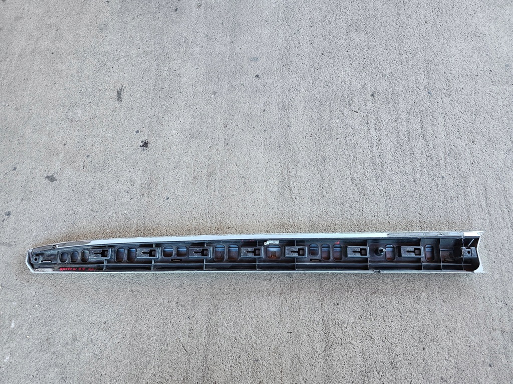 фото №12, Volkswagen arteon молдинг двері права перед передня 3g8854880b