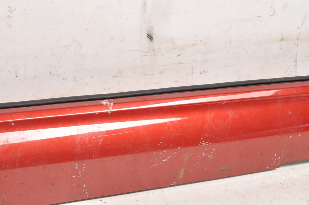 фото №9, Volvo s60 iii v60 ii накладка порог левая 31448911